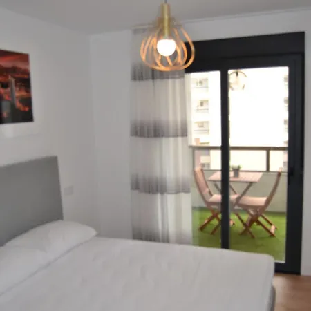 Апартаменты Sea La Beach,